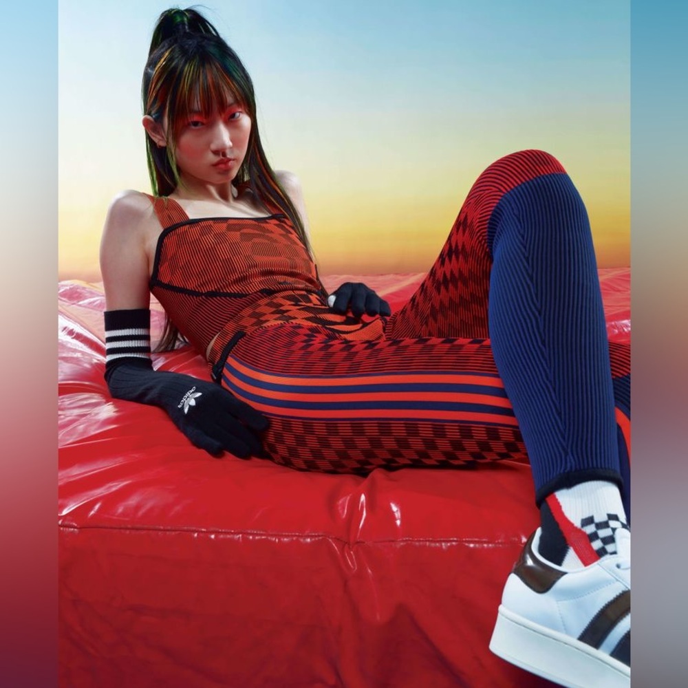 Adidas vibrant orange and red Paulina Russo Hypebae matching leggings set. 🧡